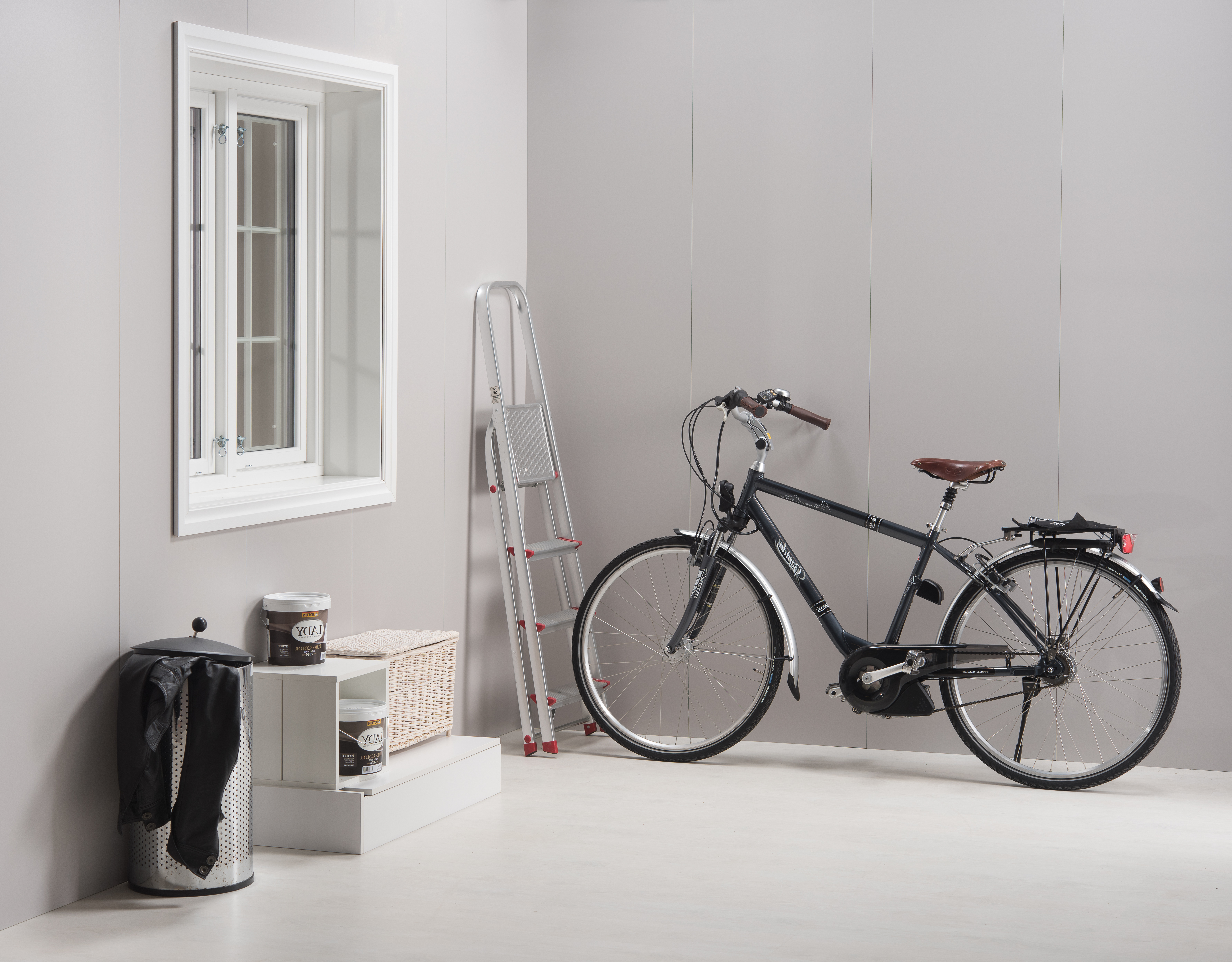 Plater som anbefales til tekniske rom og vaskerom kan også brukes på gangen. Foto: Byggma