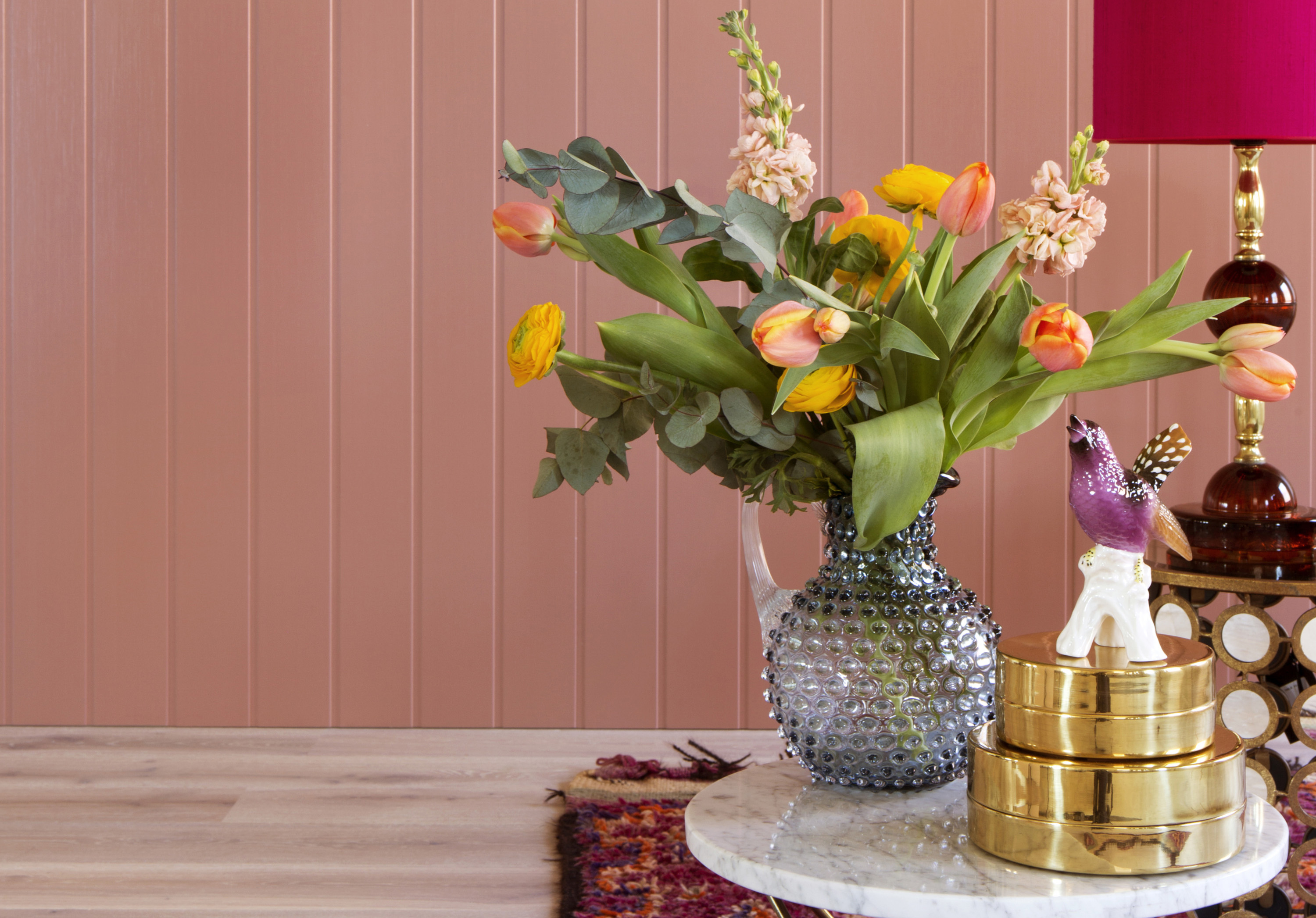 God vedheft også på ferdigmalt MDF