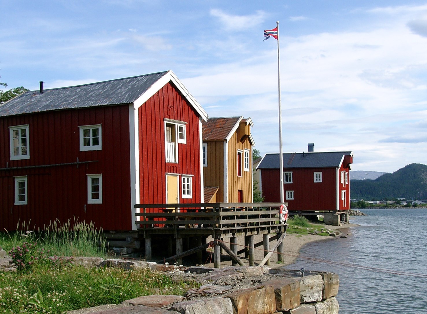 Glansgrad røde og gule hus