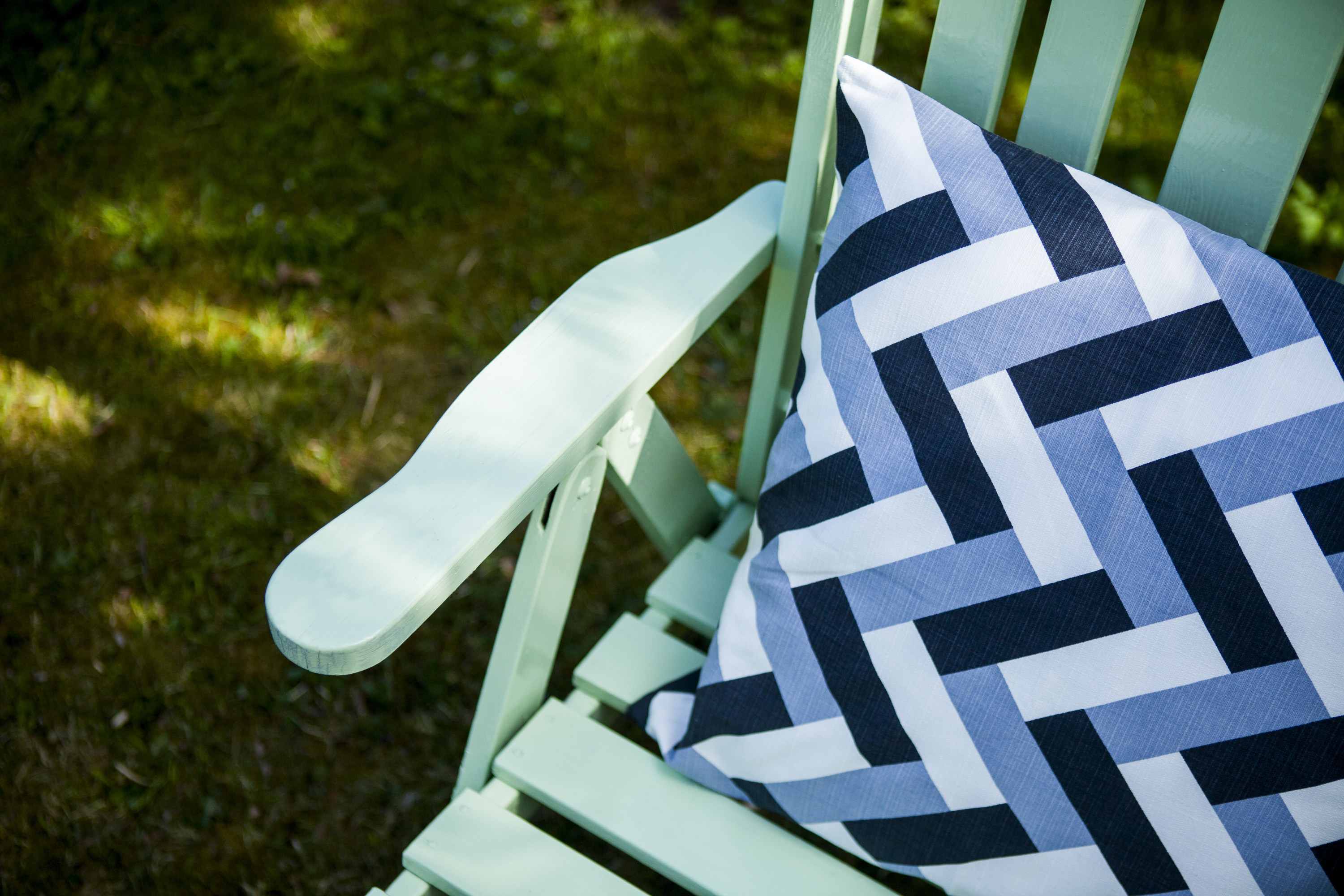 Gammel stol som ny med maling