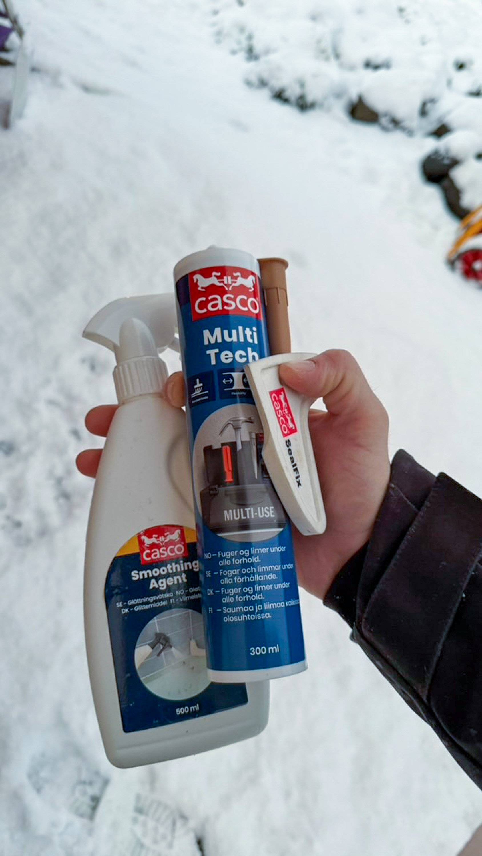 Tette hjørne på hus med fugemasse 