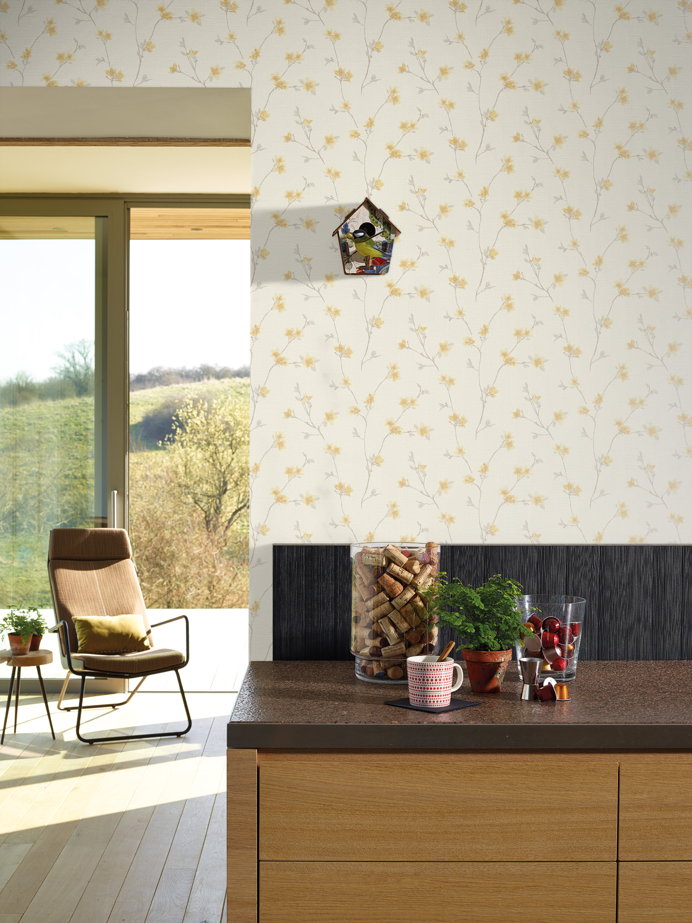 Vinyltapet er slitesterkt og derfor egnet til blant annet kjøkken. Tapet fra Storeys. Kolleksjon: Lucia.