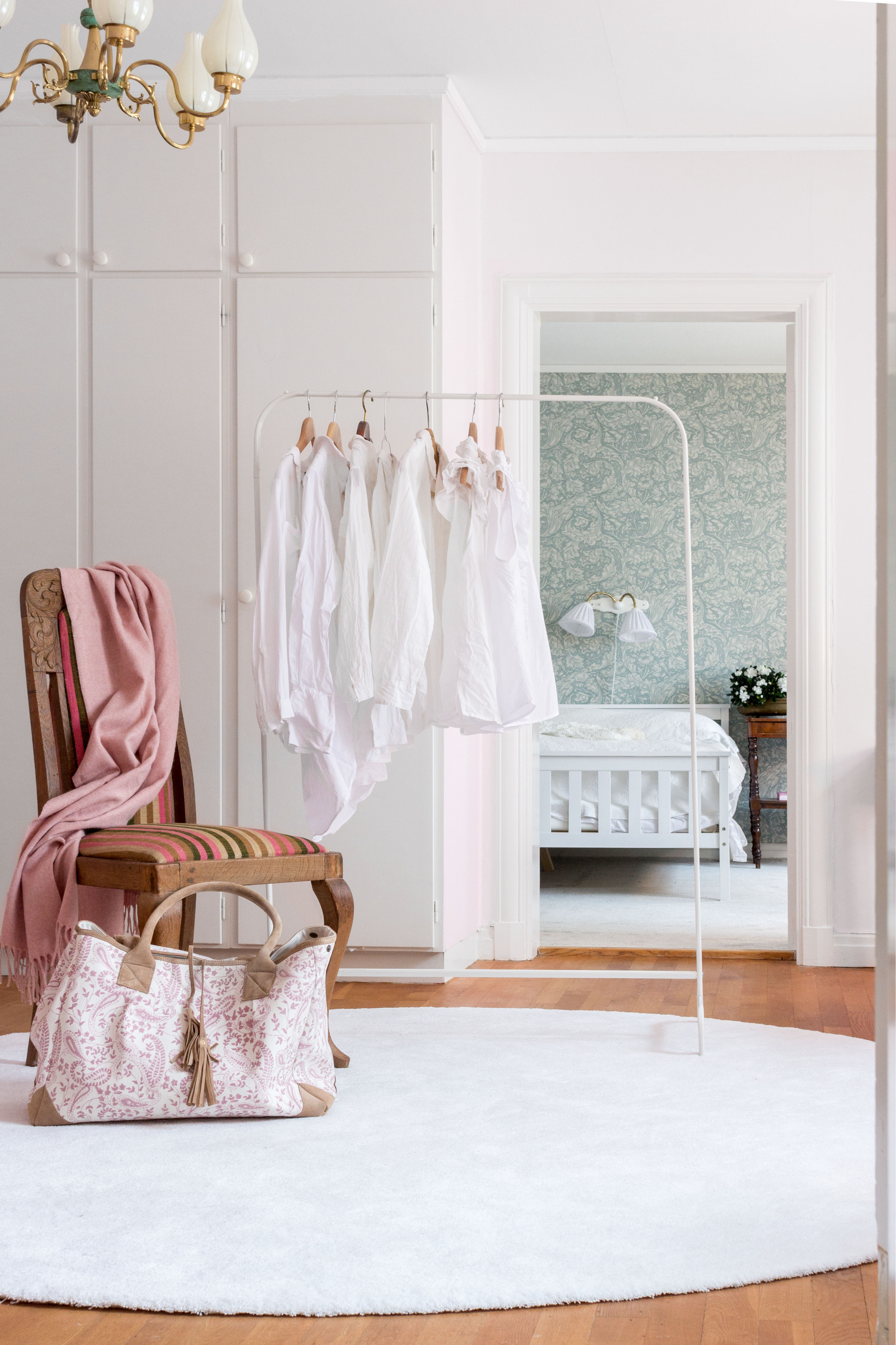 Teppe i walk-in closet