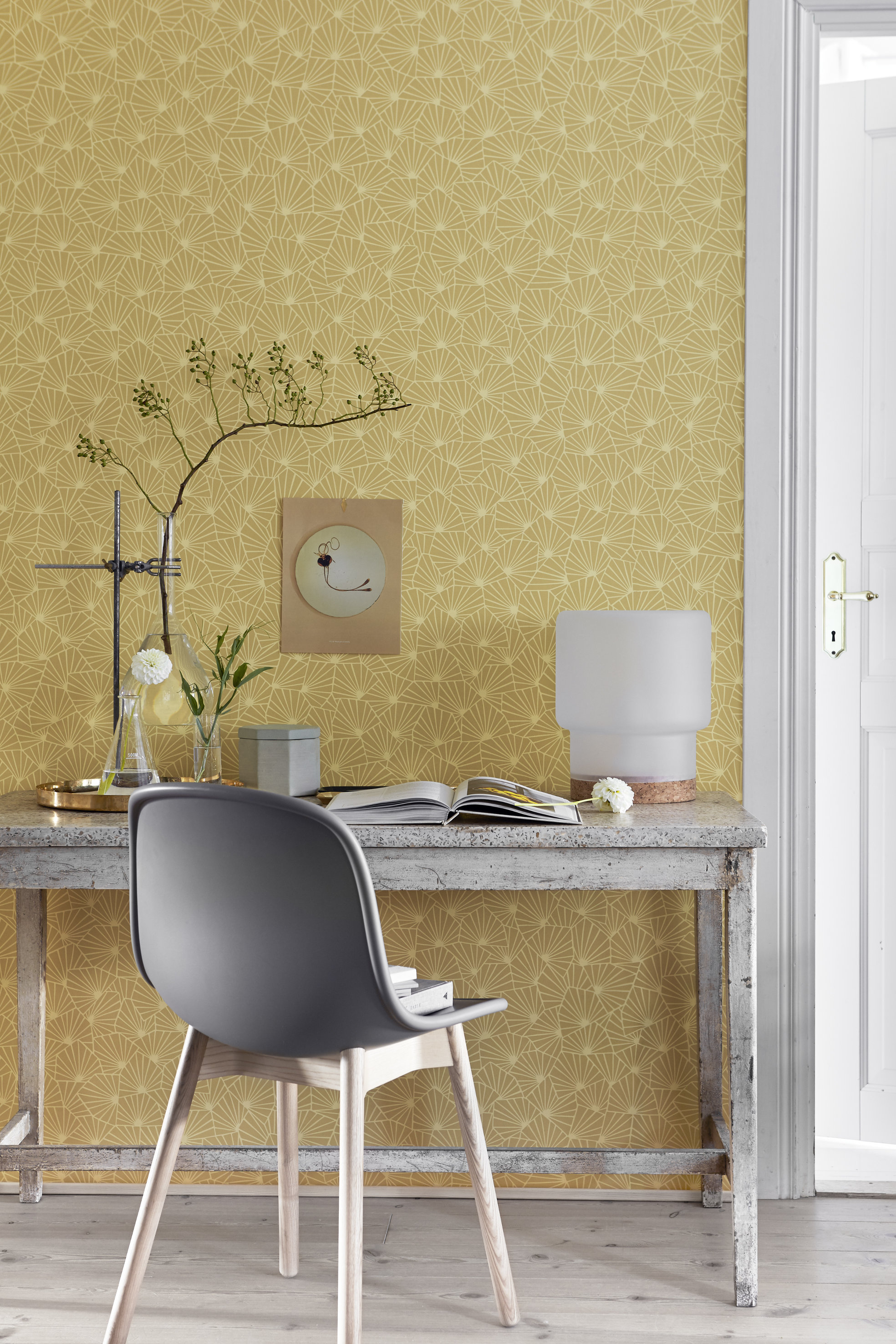 Gå inn i høsten med fornyet arbeidslyst. Frisk opp hjemmekontoret med nye vegger. Tapet fra Borge.