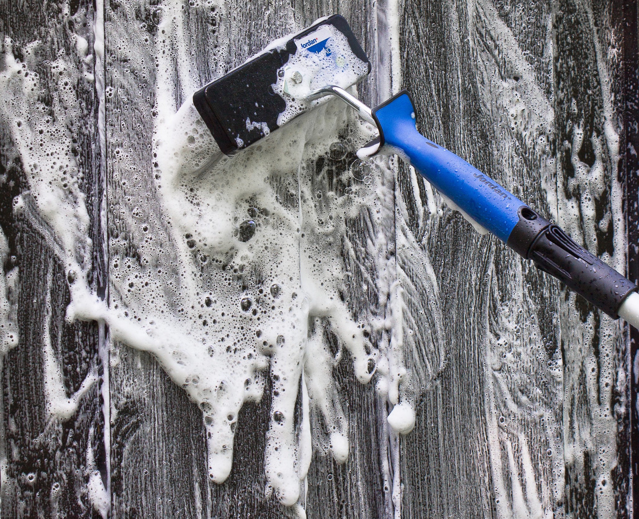 Derfor må du bruke riktig rengjøringsmiddel ute